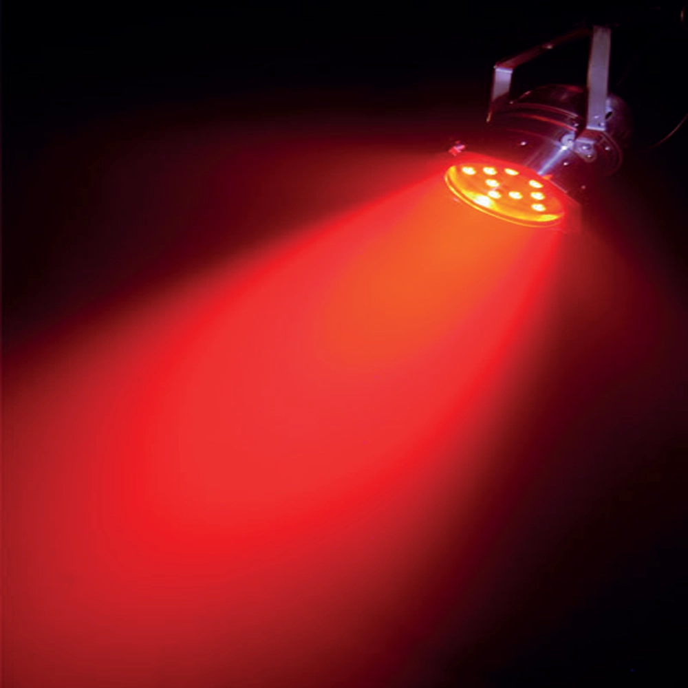 SSP Led Alu Par 36'nın dayanıklı alüminyum gövdesi ve DMX kontrolü