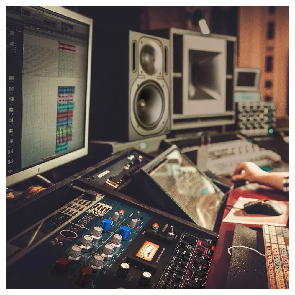 Behringer 1273 preamp'in Midas transformatörlü Class-A devresi