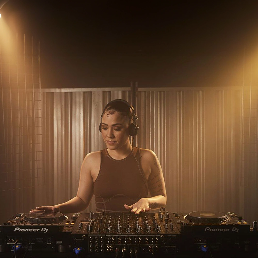 Pioneer DJ HDJ-CX Profesyonel Kulak Üstü DJ Kulaklığı ile Konfor