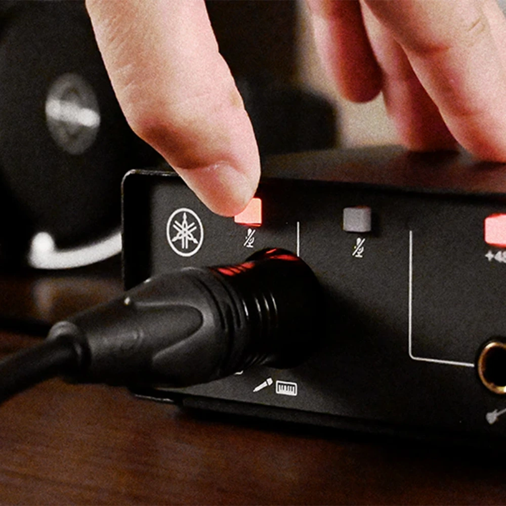 Yamaha UR12MK3 Giriş Çıkış Paneli