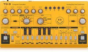 Behringer TD3 AM Analog Synthesizer - 1