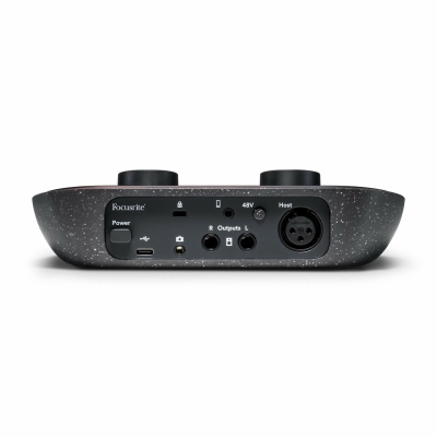 Focusrite Vocaster One USB-C Podcasting Ses Kartı - 3