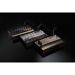 Korg Volca Bass Analogue Bass Machine - 6