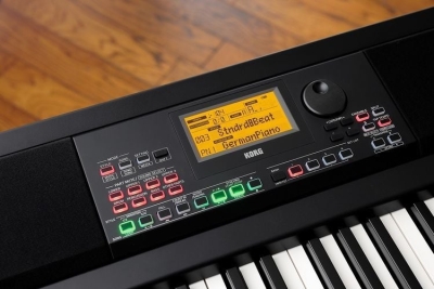 Korg XE20 Dijital Profesyonel Beyaz Eşlikli Piyano - 4