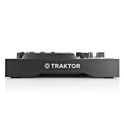 Native Instruments Traktor Kontrol S2 MK3 2 Kanal Controller - 6