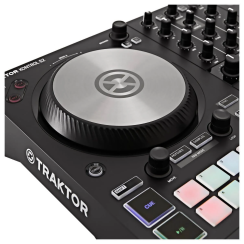 Native Instruments Traktor Kontrol S2 MK3 2 Kanal Controller - 5