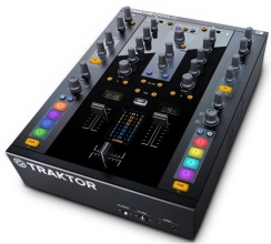 Native Instruments Traktor Kontrol Z2 Controller - 2