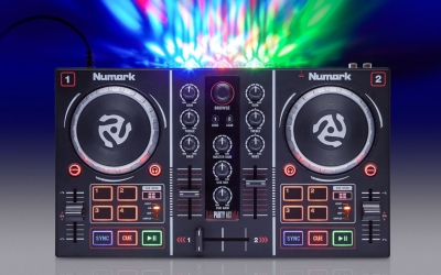 Numark Partymix DJ Controller - 1