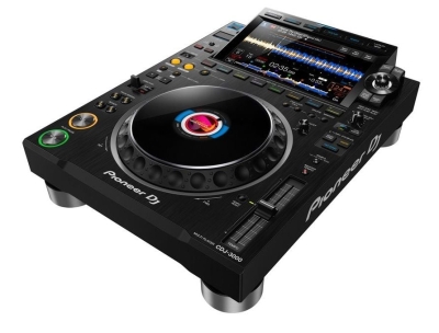 Pioneer DJ Cdj-3000 + Djm-900NXS2 Setup - 4
