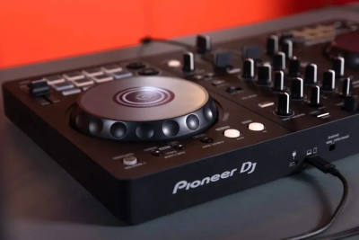 Pioneer DJ DDJ-FLX4 White DJ Başlangıç Seti - 12