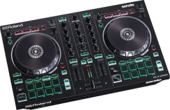 Roland DJ-202 Serato DJ Controller - 2